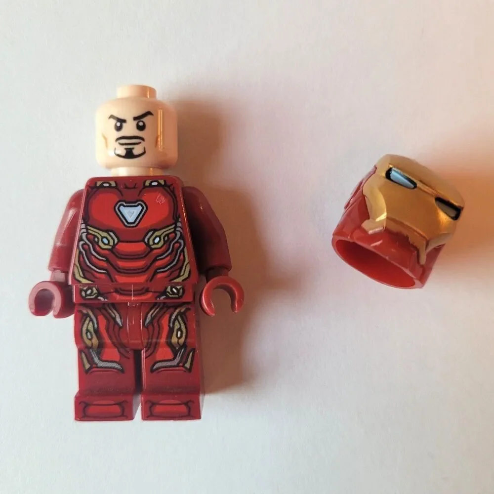 LEGO Marvel Super Heroes Iron Man Mark 50 Minifigure